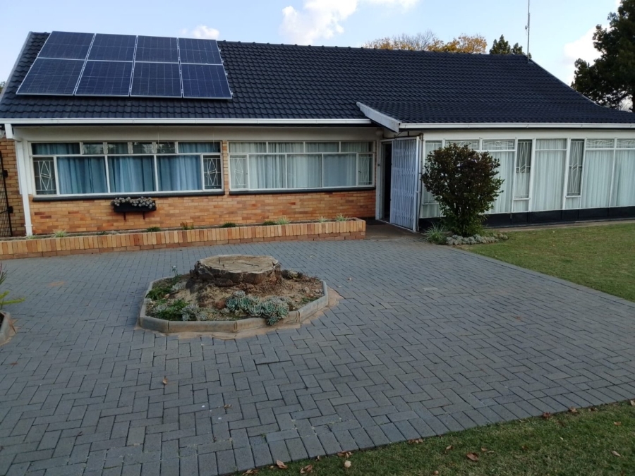 3 Bedroom Property for Sale in Flimieda North West